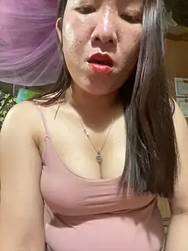 Snapshot of Luna-ass chatting on October 21, 5:52 am Luna-ass online show from October 21, 5:52 am