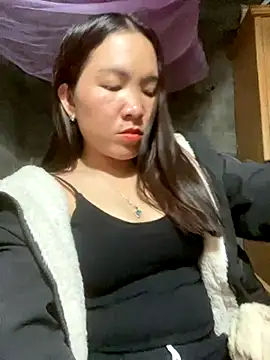 Snapshot of Luna-ass chatting on November 26, 1:23 pm Luna-ass online show from November 26, 1:23 pm