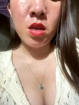 Snapshot of Luna-ass chatting on November 27, 1:35 pm Luna-ass online show from November 27, 1:35 pm