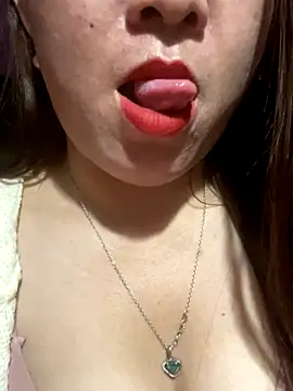 Snapshot of Luna-ass chatting on January 6, 2:10 pm Luna-ass online show from January 6, 2:10 pm