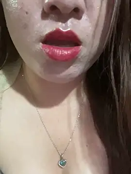 Snapshot of Luna-ass chatting on February 16, 12:51 am Luna-ass online show from February 16, 12:51 am