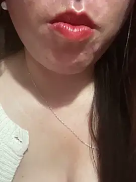 Snapshot of Luna-ass chatting on February 20, 9:59 pm Luna-ass online show from February 20, 9:59 pm