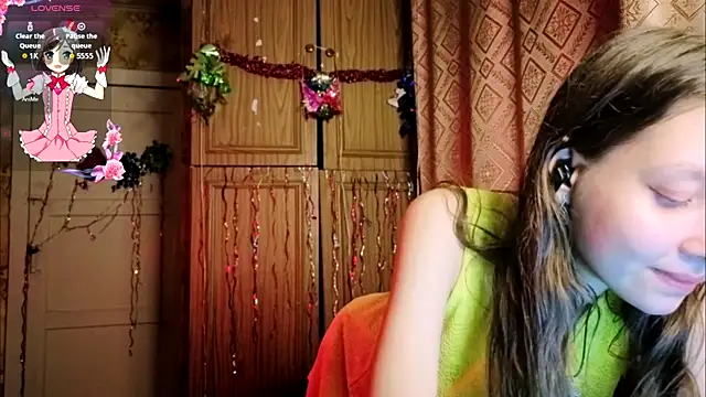 QutieDaSweet online show from January 10, 11:56 am