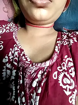 Snapshot of soni2005 chatting on March 2, 2:03 am soni2005 online show from March 2, 2:03 am