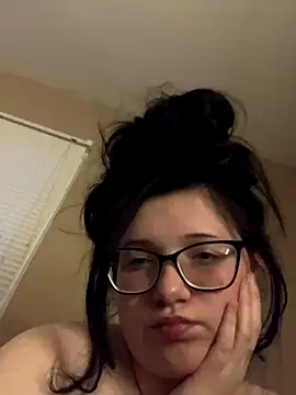 Snapshot of marilynmonroee222 chatting on October 19, 11:44 am marilynmonroee222 online show from October 19, 11:44 am