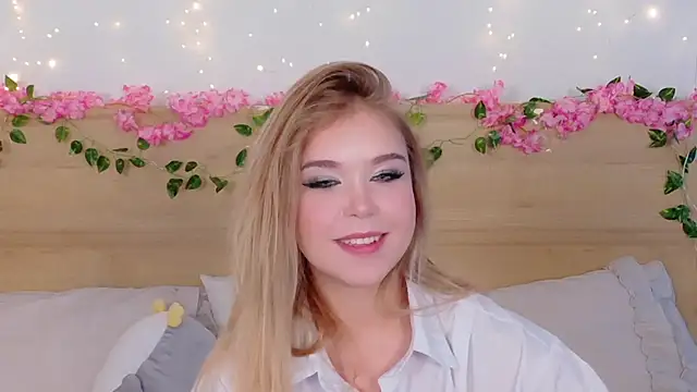 Lilith Bonheur online show from November 2, 10:12 pm