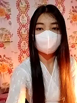 Snapshot of Damhan12 chatting on December 16, 2:22 pm Damhan12 online show from December 16, 2:22 pm