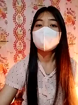 Snapshot of Damhan12 chatting on December 20, 2:02 pm Damhan12 online show from December 20, 2:02 pm