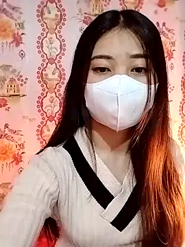 Snapshot of Damhan12 chatting on February 11, 2:22 pm Damhan12 online show from February 11, 2:22 pm