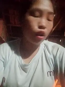 Luyen004 online show from October 4, 11:14 pm