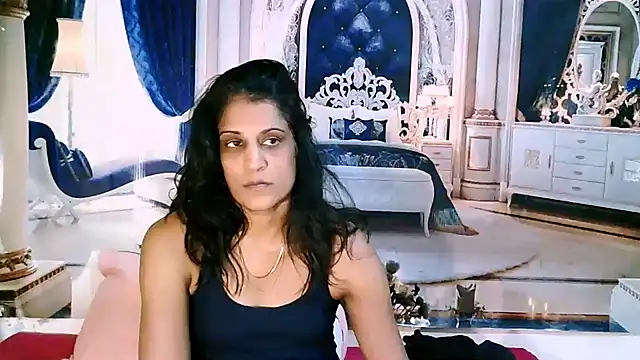 Snapshot of IndianSexcSmyle chatting on February 21, 7:53 am IndianSexcSmyle online show from February 21, 7:53 am