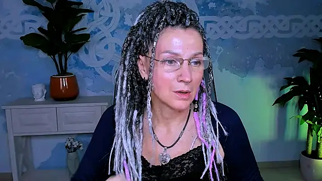 Snapshot of UmaSpace chatting on September 27, 1:16 pm UmaSpace online show from September 27, 1:16 pm