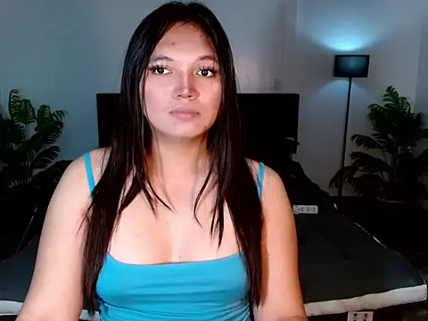Snapshot of Nikki_Karishma chatting on February 19, 8:27 pm Nikki Karishma online show from February 19, 8:27 pm