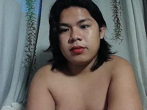 Snapshot of Huntrix2025 chatting on March 7, 10:18 pm Huntrix2025 online show from March 7, 10:18 pm