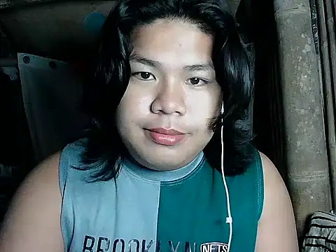 Snapshot of Huntrix2025 chatting on April 20, 9:27 pm Huntrix2025 online show from April 20, 9:27 pm
