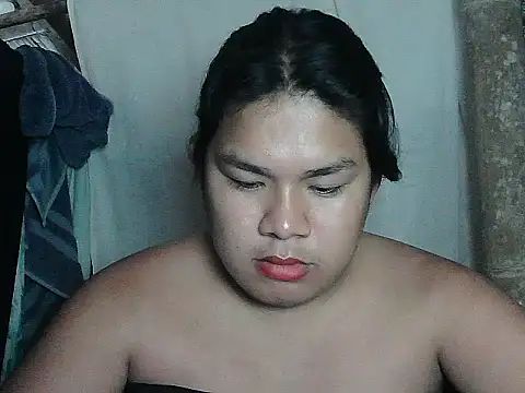 Snapshot of Huntrix2025 chatting on April 25, 1:30 am Huntrix2025 online show from April 25, 1:30 am