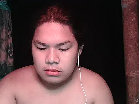 Snapshot of Huntrix2025 chatting on May 12, 9:45 pm Huntrix2025 online show from May 12, 9:45 pm