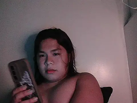 Snapshot of Huntrix2025 chatting on May 16, 1:43 pm Huntrix2025 online show from May 16, 1:43 pm