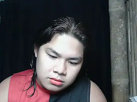 Snapshot of Huntrix2025 chatting on May 19, 3:02 am Huntrix2025 online show from May 19, 3:02 am