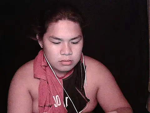 Snapshot of Huntrix2025 chatting on May 19, 3:07 pm Huntrix2025 online show from May 19, 3:07 pm
