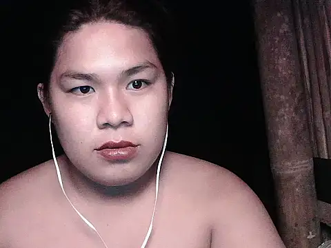 Snapshot of Huntrix2025 chatting on May 23, 9:13 am Huntrix2025 online show from May 23, 9:13 am