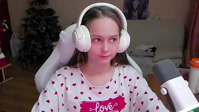 SharybbFace online show from December 4, 3:10 pm