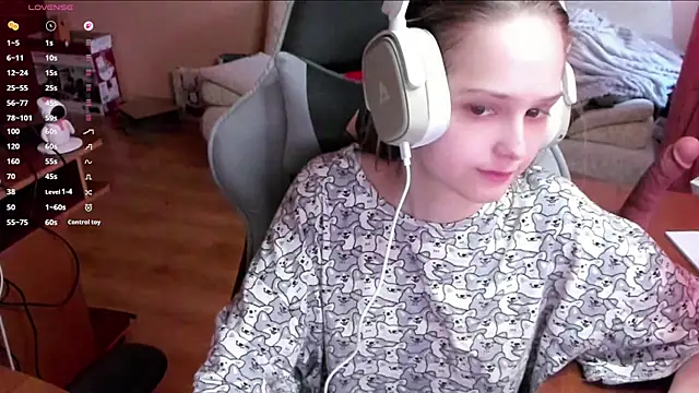 SharybbFace online show from April 4, 3:09 pm