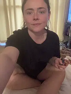 Mia Winters online show from April 10, 4:33 pm