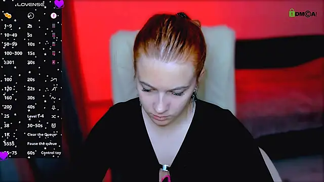 Snapshot of red__dizzy chatting on October 10, 8:19 pm red dizzy online show from October 10, 8:19 pm