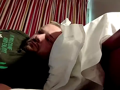 Snapshot of Yannor36 chatting on September 25, 3:16 pm Yannor36 online show from September 25, 3:16 pm