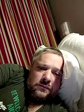 Snapshot of Yannor36 chatting on October 12, 3:49 am Yannor36 online show from October 12, 3:49 am