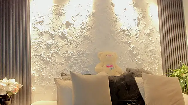 joselin rouse online show from March 20, 12:43 pm