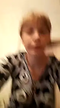 Snapshot of SweetKiss96 chatting on September 30, 6:46 pm SweetKiss96 online show from September 30, 6:46 pm