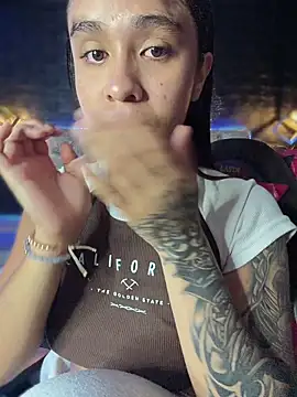 Isabella-Teen online show from March 6, 1:57 am