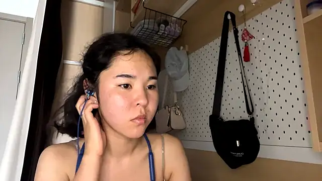 JennyCarpenter online show from June 4, 11:11 pm