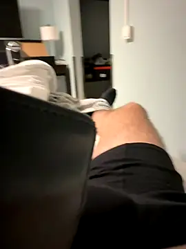 Snapshot of maxh08625 chatting on October 2, 8:49 pm maxh08625 online show from October 2, 8:49 pm