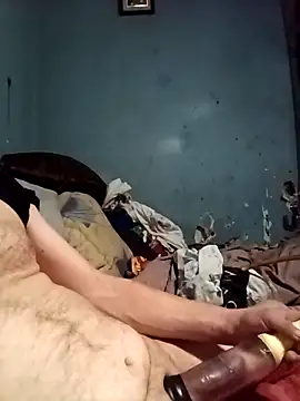 Snapshot of Jarektchurzewski chatting on December 16, 8:14 pm Jarektchurzewski online show from December 16, 8:14 pm