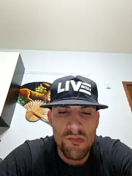 Snapshot of barsal03 chatting on September 14, 4:33 am barsal03 online show from September 14, 4:33 am