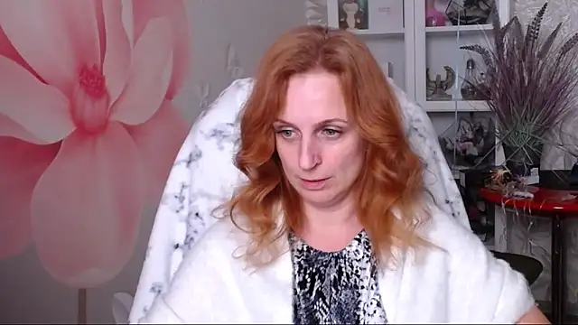 Venus love1 online show from December 12, 6:10 pm