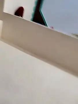 Snapshot of ndon63421 chatting on March 8, 7:34 am ndon63421 online show from March 8, 7:34 am