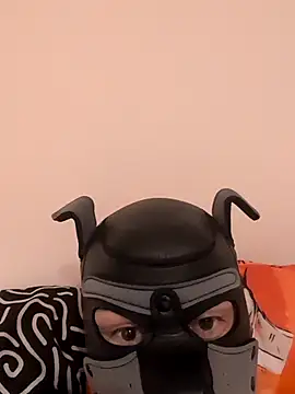 cruiserpup online show from December 14, 5:18 pm