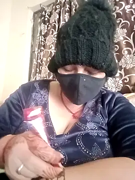 Love-890 online show from November 27, 8:05 am