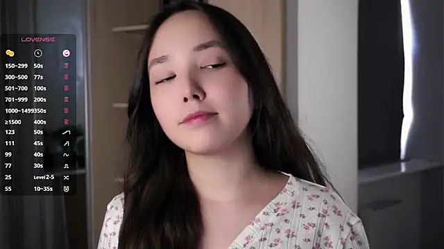 RenaeConnerley online show from September 19, 6:48 am