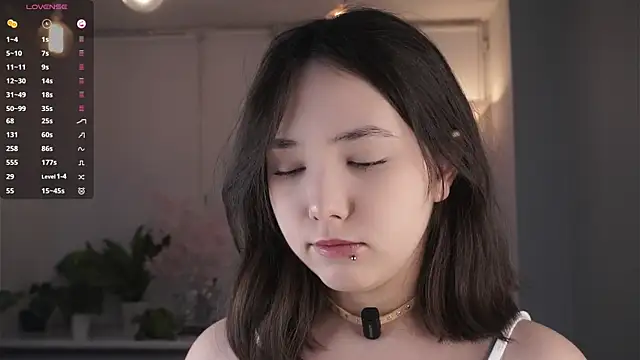 Snapshot of RenaeConnerley chatting on December 21, 6:09 am RenaeConnerley online show from December 21, 6:09 am