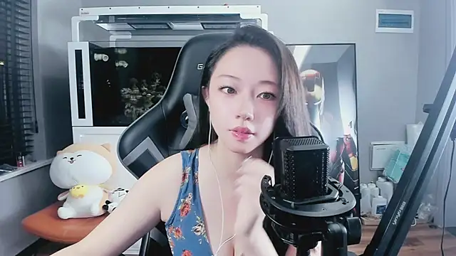 Snapshot of Keke-Bai chatting on October 4, 1:09 pm Keke-Bai online show from October 4, 1:09 pm