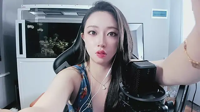 Snapshot of Keke-Bai chatting on October 5, 1:20 pm Keke-Bai online show from October 5, 1:20 pm