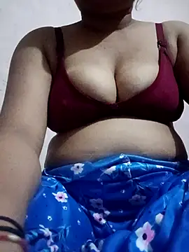 Snapshot of aliya-jaan71 chatting on September 23, 7:17 pm aliya-jaan71 online show from September 23, 7:17 pm