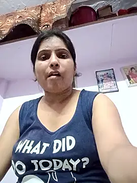 Snapshot of aliya-jaan71 chatting on September 27, 8:52 am aliya-jaan71 online show from September 27, 8:52 am