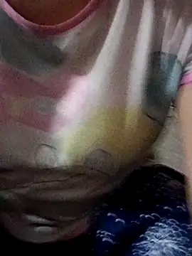 Snapshot of aliya-jaan71 chatting on October 16, 2:51 pm aliya-jaan71 online show from October 16, 2:51 pm