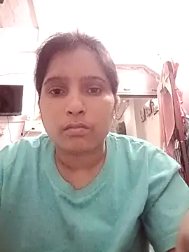 Snapshot of aliya-jaan71 chatting on November 16, 7:25 am aliya-jaan71 online show from November 16, 7:25 am